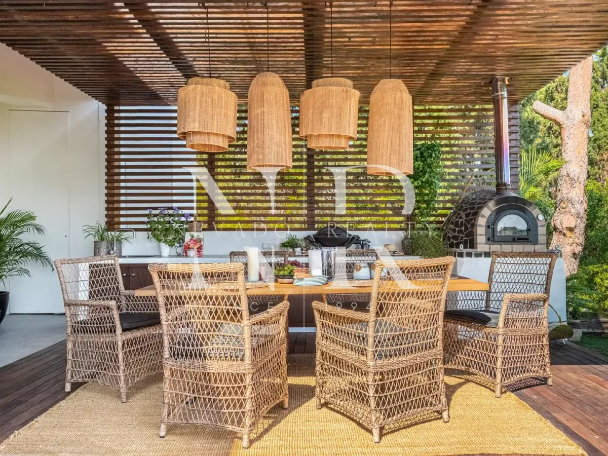 Balinese style villa in Las Brisas Golf with panoramic views for sale