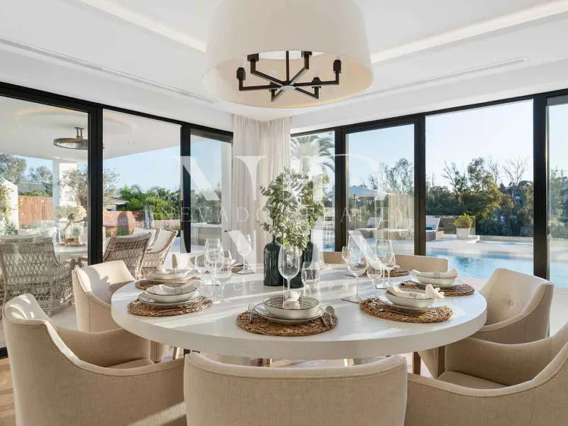 Frontline golf villa in Los Naranjos Golf Club for sale