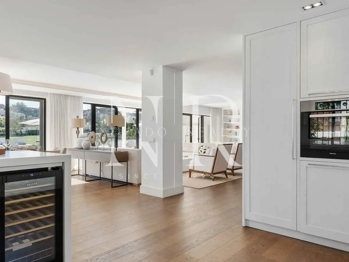 Frontline golf villa in Los Naranjos Golf Club for sale