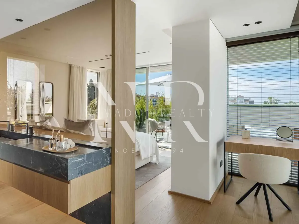 Unique design villa in Nueva Andalucia for sale