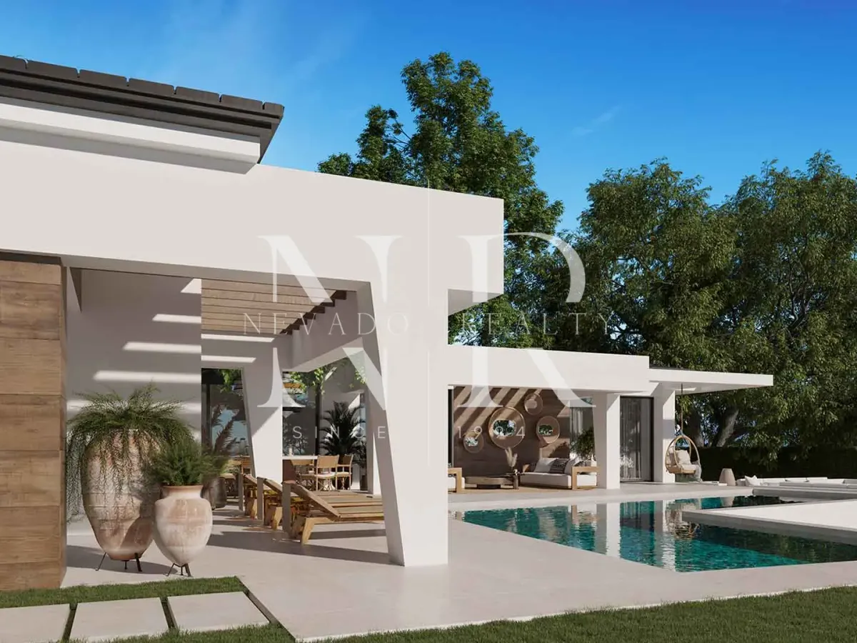 Single-storey villa under construction in Nueva Andalucía for sale