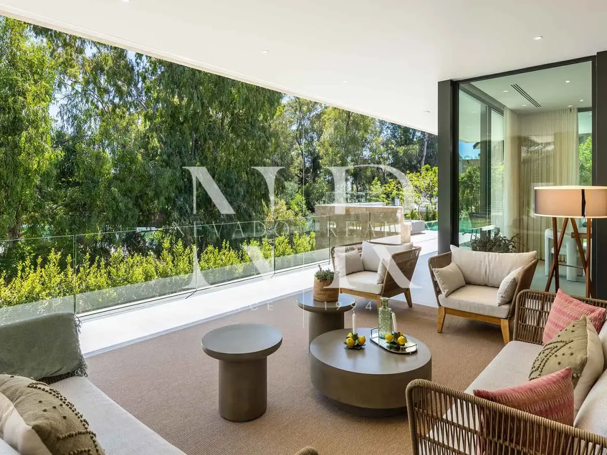 Villa in Nueva Andalucia close to the Golf Valley for sale