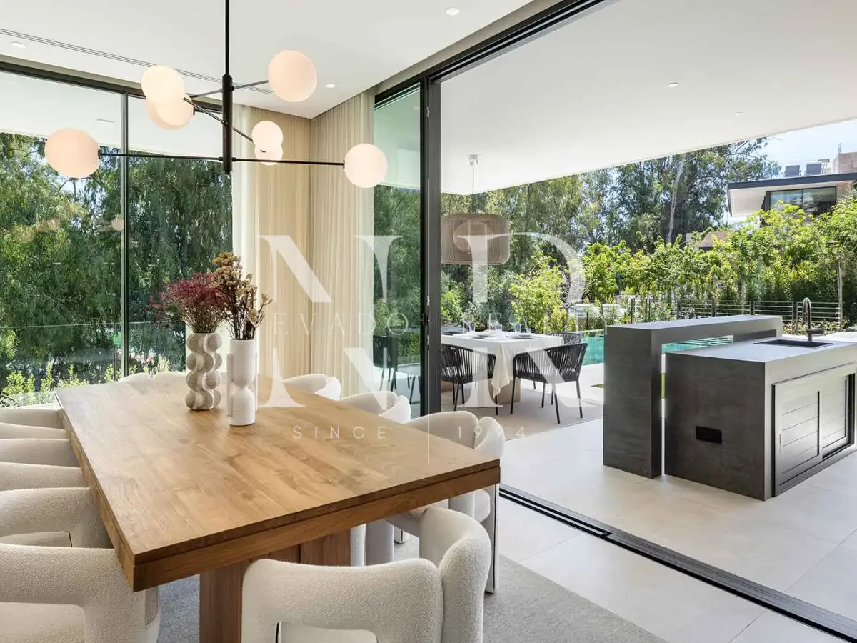 Villa in Nueva Andalucia close to the Golf Valley for sale