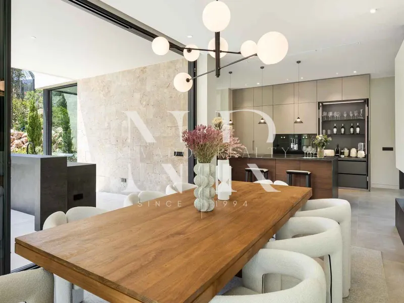 Villa in Nueva Andalucia close to the Golf Valley for sale