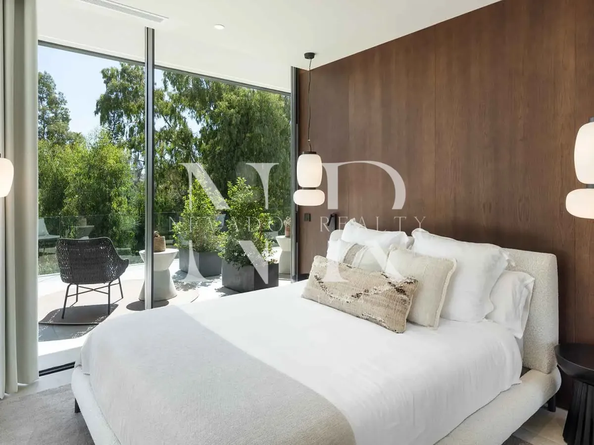 Villa in Nueva Andalucia close to the Golf Valley for sale