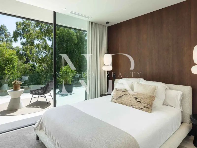 Villa in Nueva Andalucia close to the Golf Valley for sale