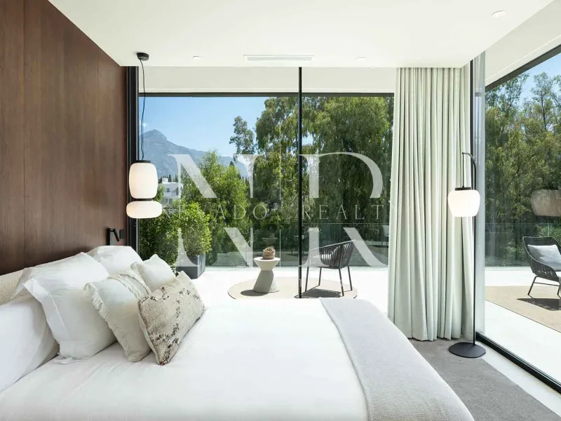 Villa in Nueva Andalucia close to the Golf Valley for sale