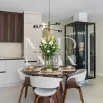 Completely renovated apartment in Los Almendros residential complex for sale 2