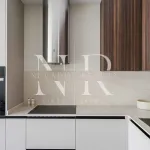 Completely renovated apartment in Los Almendros residential complex for sale 6