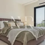 Completely renovated apartment in Los Almendros residential complex for sale 7