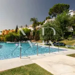 Completely renovated apartment in Los Almendros residential complex for sale 13