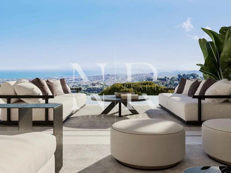 Villa under construction in El Real de la Quinta with panoramic sea views for sale