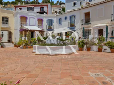 Semi-detached house in La Perla de la Heredia residential area for sale