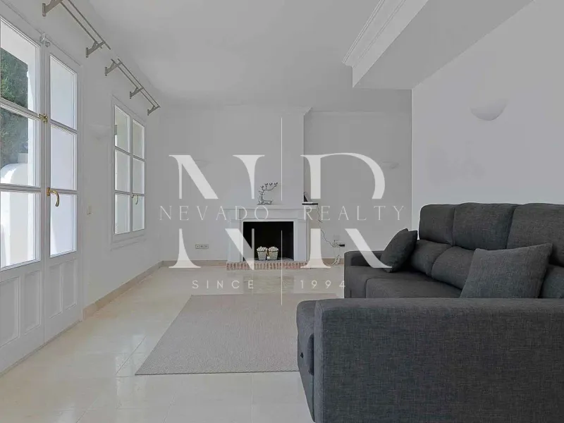 Semi-detached house in La Perla de la Heredia residential area for sale