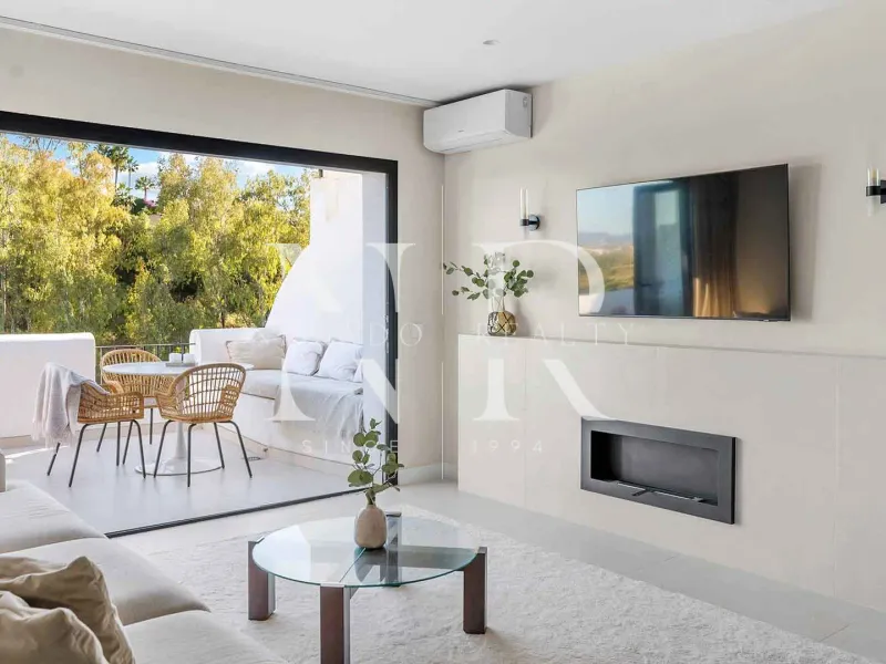 Completely renovated apartment in Las Terrazas residential complex for sale