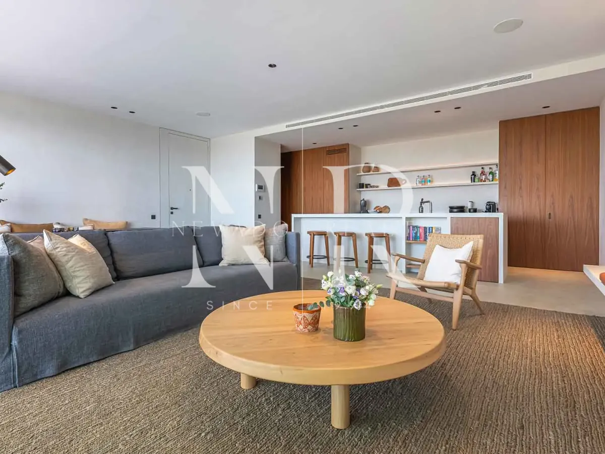 Apartment in Byu Hills development with panoramic sea views for sale