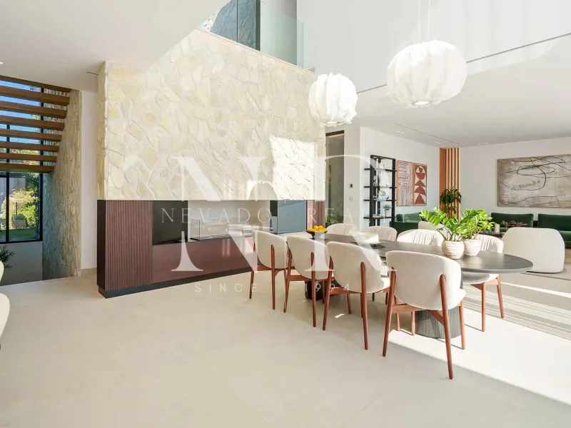 Newly built villa in La Quinta with sea views for sale