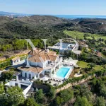 Villa in Marbella Club Golf Resort with panoramic sea views for sale 1