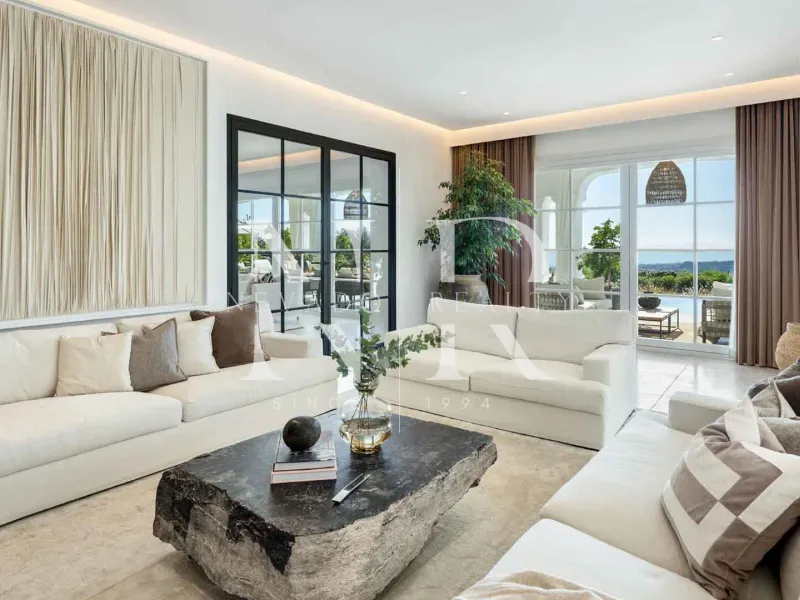 Villa in Marbella Club Golf Resort with panoramic sea views for sale