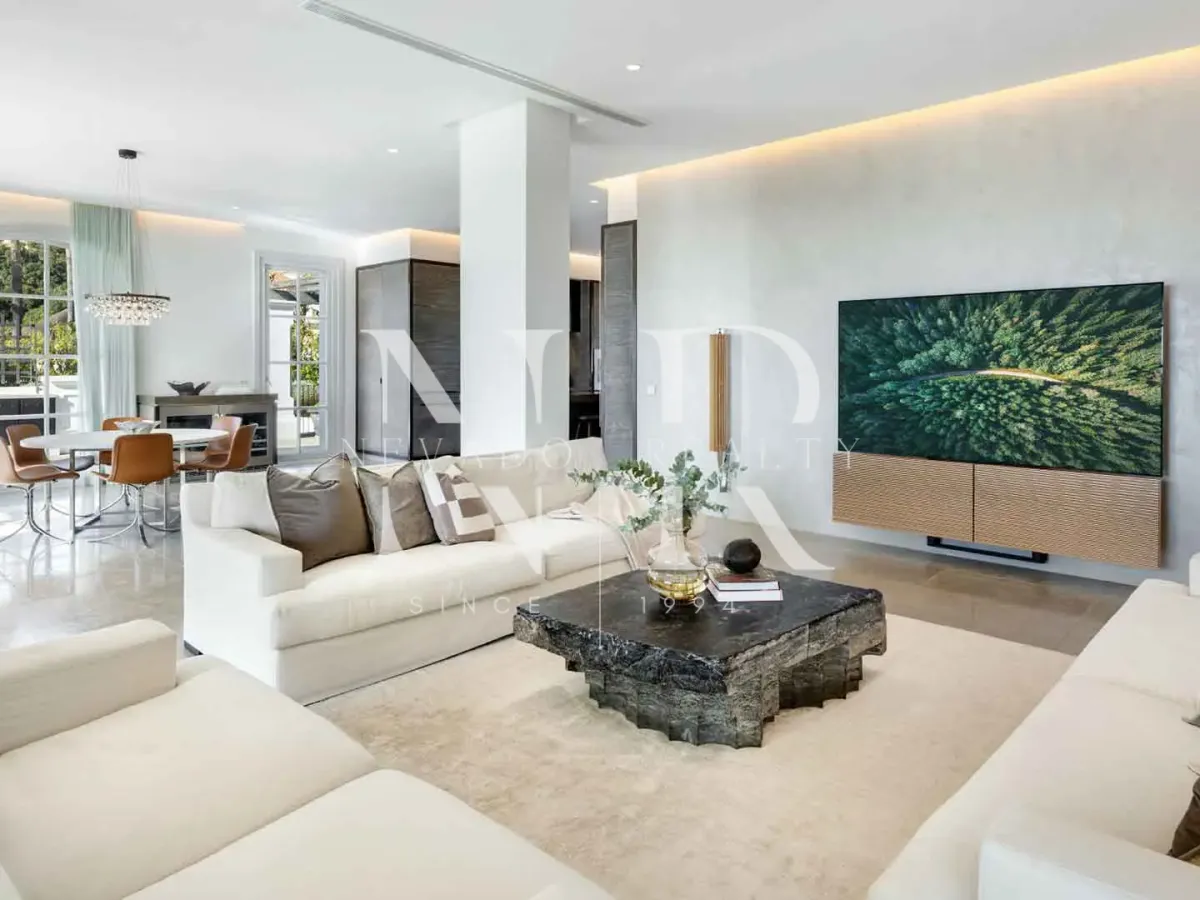 Villa in Marbella Club Golf Resort with panoramic sea views for sale