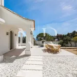 Completely renovated villa for sale in the El Madroñal gated community 6