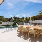 Completely renovated villa for sale in the El Madroñal gated community 8