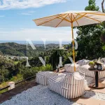 Classic Andalusian-style villa for sale in El Madroñal 8