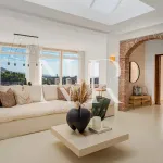 Classic Andalusian-style villa for sale in El Madroñal 13