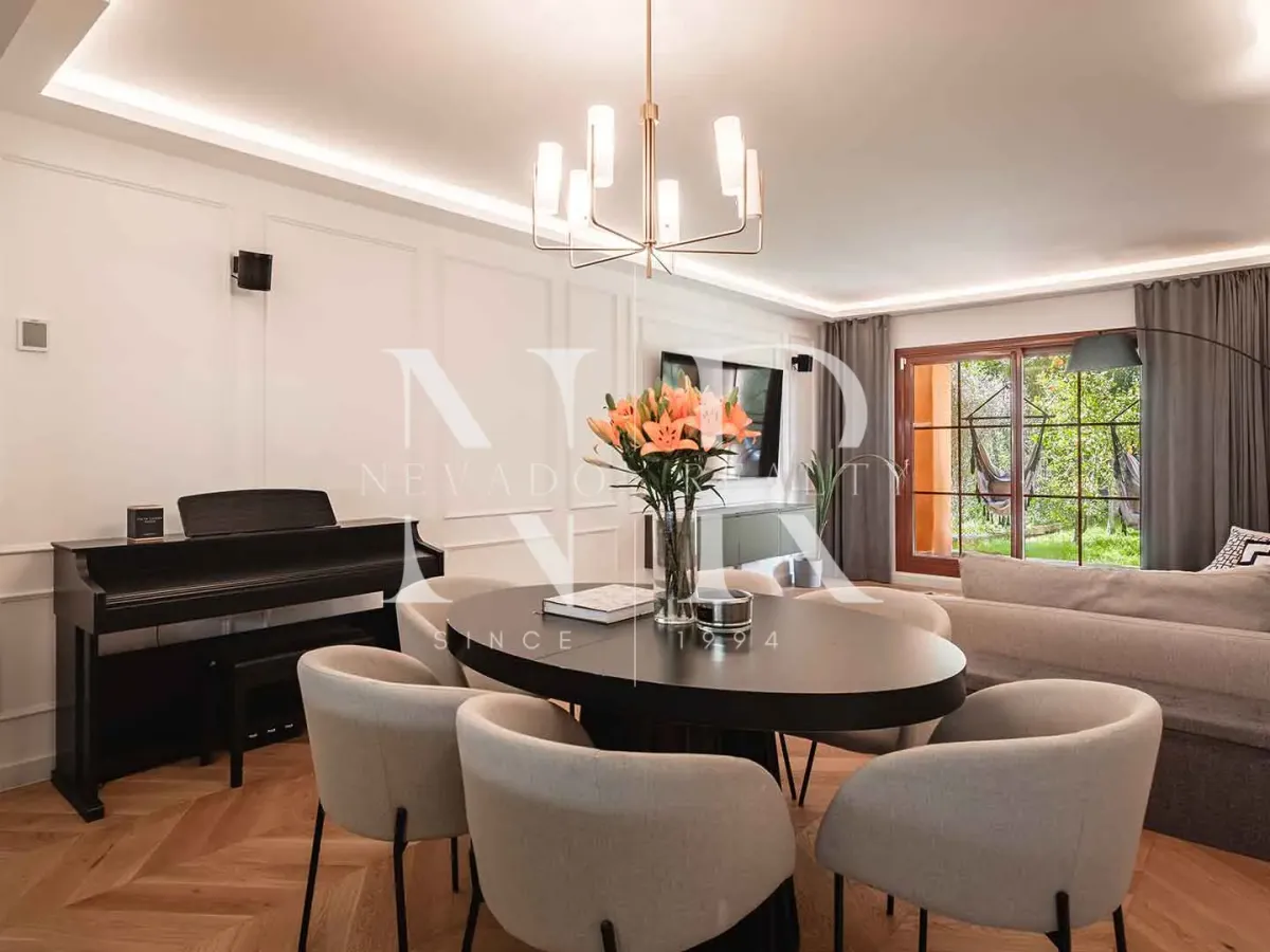 Completely renovated apartment for sale in the Gazules del Sol residential complex