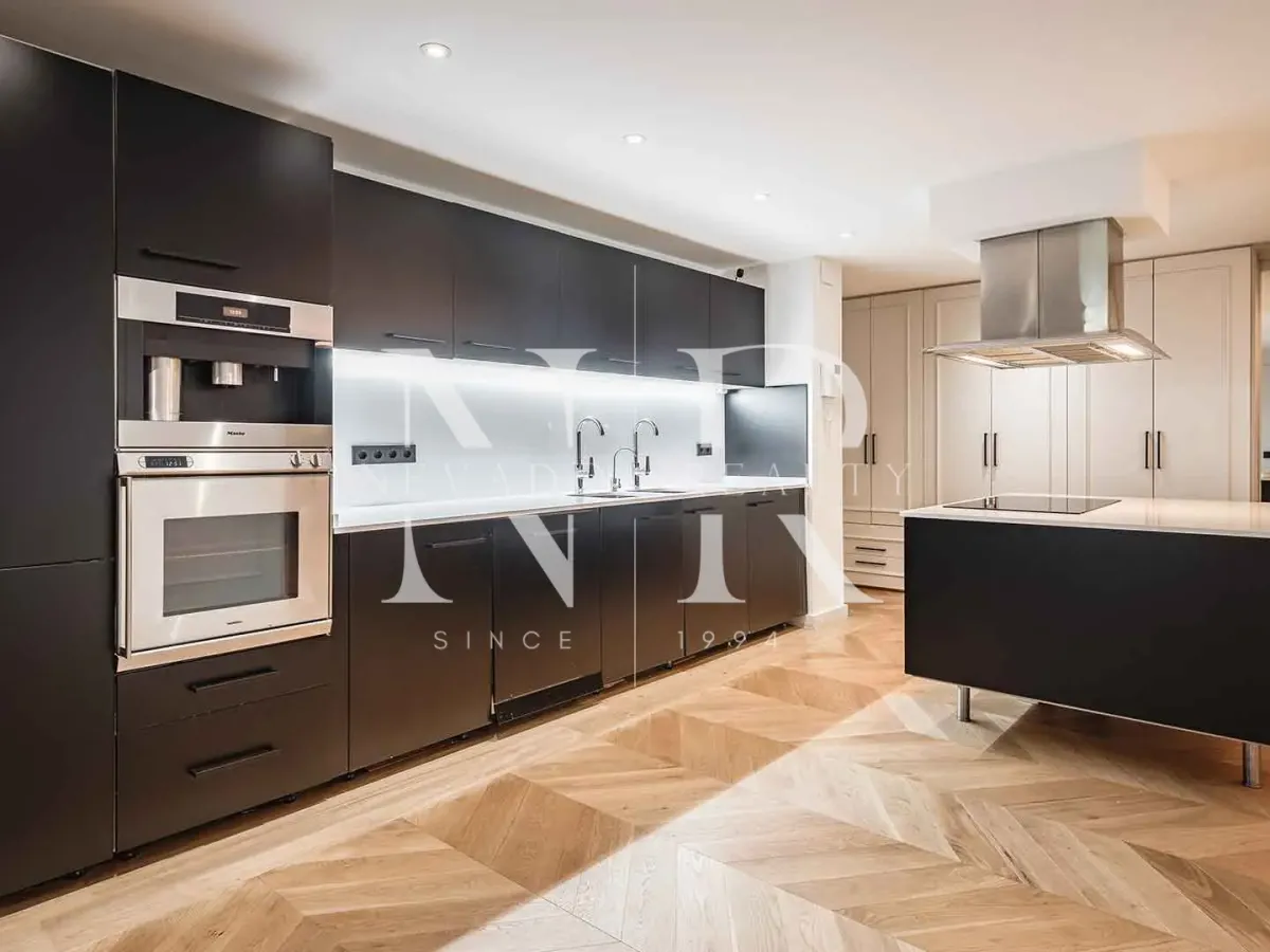 Completely renovated apartment for sale in the Gazules del Sol residential complex