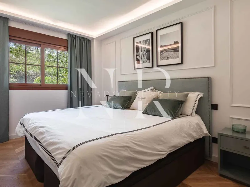 Completely renovated apartment for sale in the Gazules del Sol residential complex