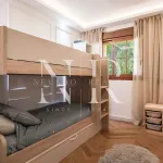 Completely renovated apartment for sale in the Gazules del Sol residential complex 10