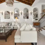 Classic Andalusian-style villa for sale in the gated community of El Madroñal 12