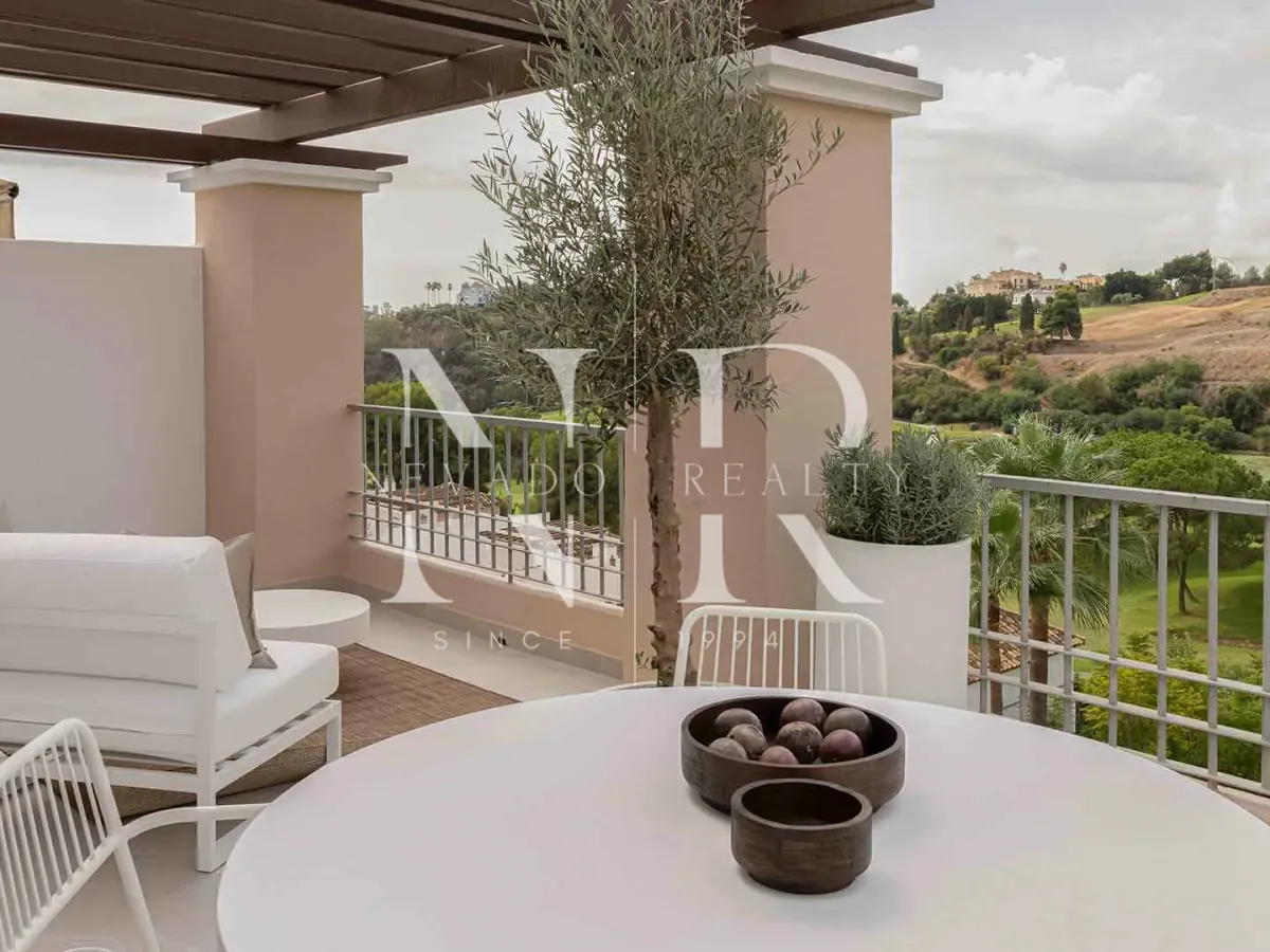 Penthouse in La Torre Urbanization with golf views for sale
