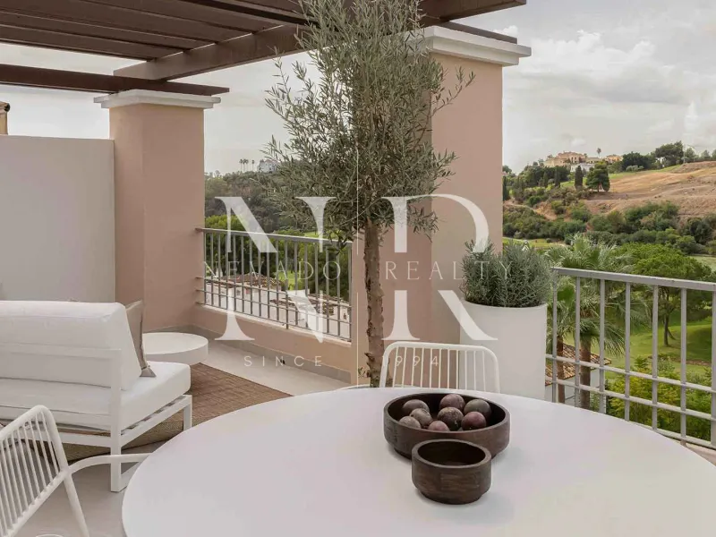 Penthouse in La Torre Urbanization with golf views for sale