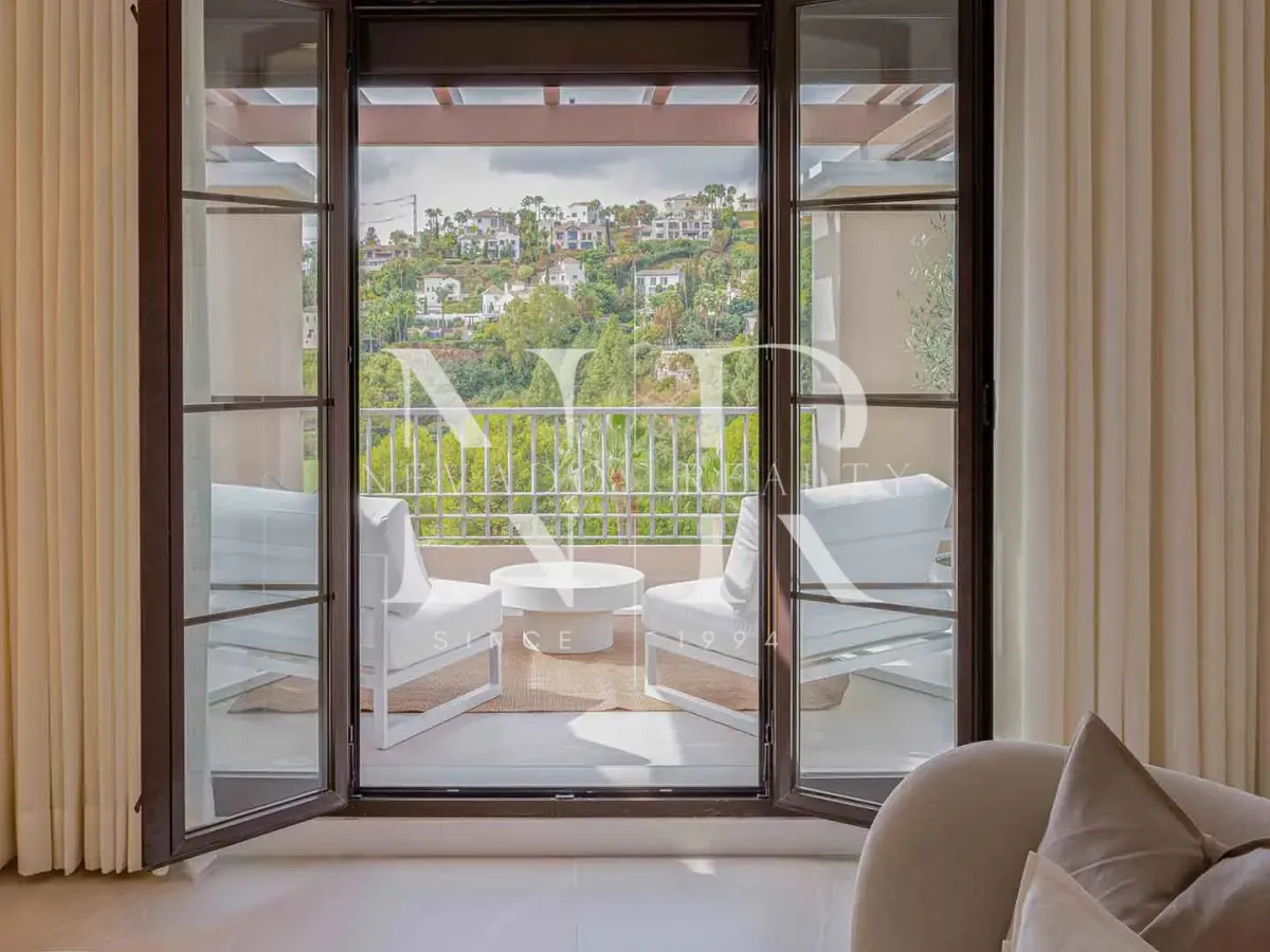 Penthouse in La Torre Urbanization with golf views for sale