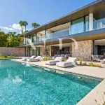 Villa in El Herrojo Alto residential development with panoramic sea views for sale 3