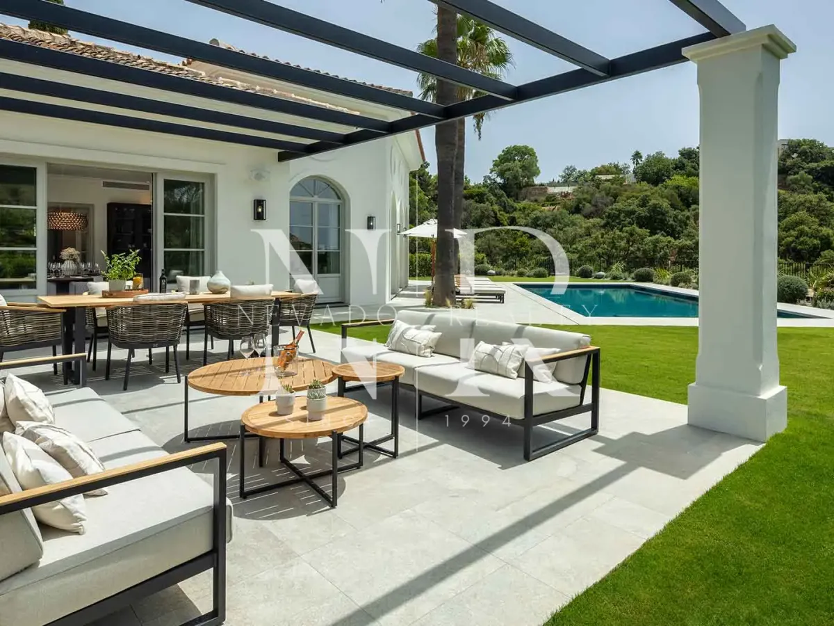 Completely renovated villa for sale in La Zagaleta residential development