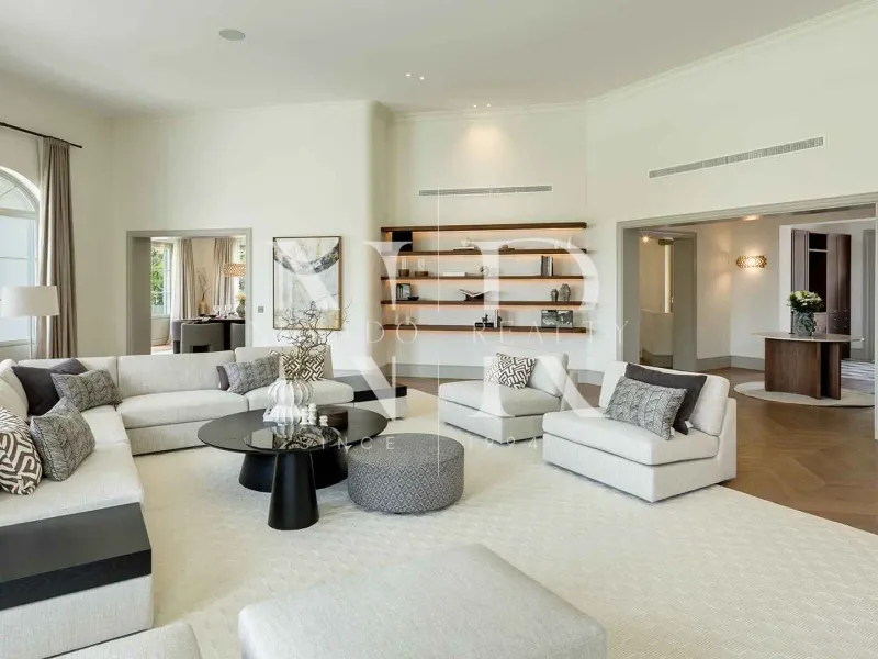 Completely renovated villa for sale in La Zagaleta residential development