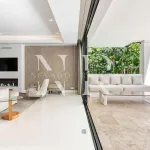 Modern-style villa for sale in La Quinta 9