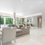 Modern-style villa for sale in La Quinta 12