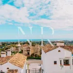 Townhouse in El Alto residential area with panoramic sea views for sale 3