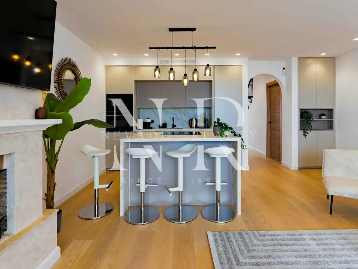 Townhouse in El Alto residential area with panoramic sea views for sale