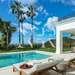 Villa in Los Arqueros with sea views for sale 7