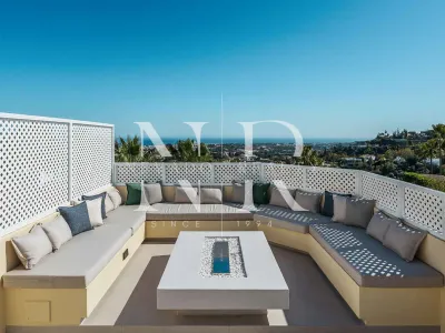 Completely renovated townhouse in La Quinta Hills for sale