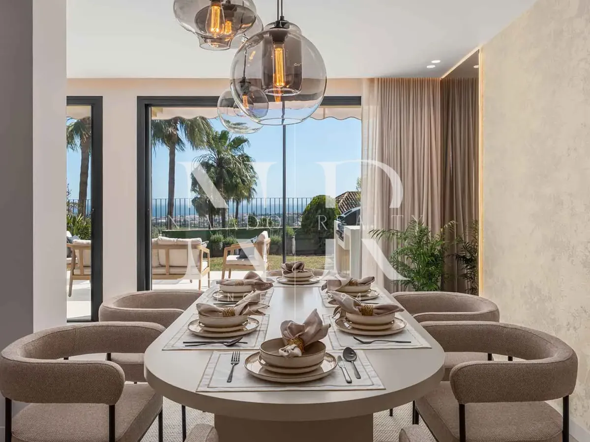 Completely renovated townhouse in La Quinta Hills for sale