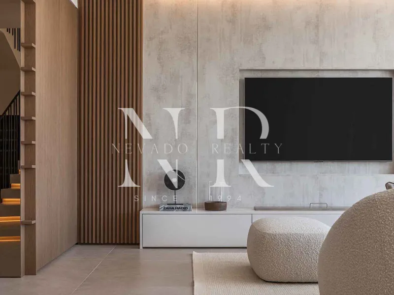 Completely renovated townhouse in La Quinta Hills for sale