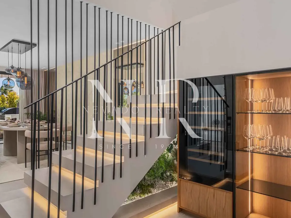 Completely renovated townhouse in La Quinta Hills for sale