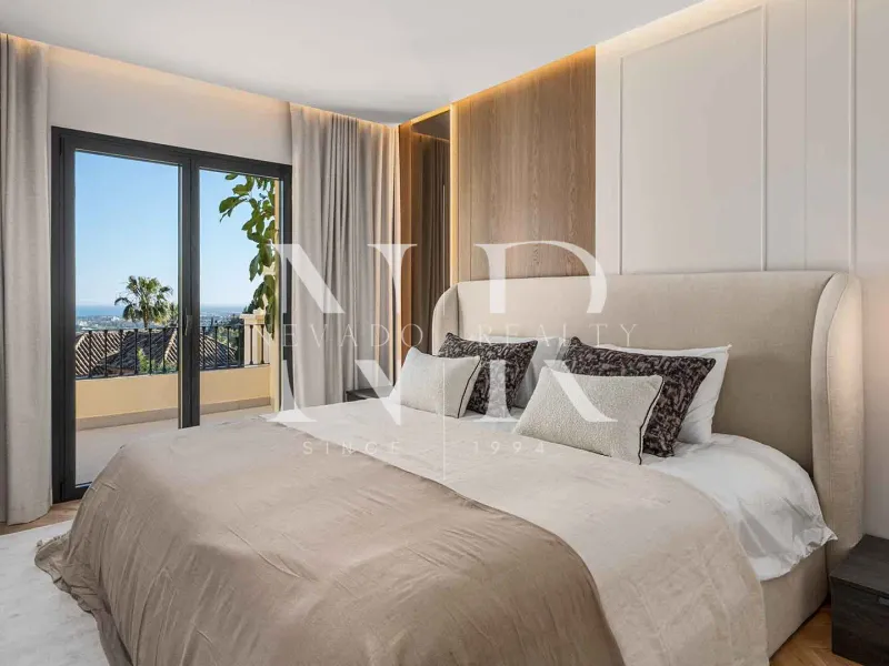 Completely renovated townhouse in La Quinta Hills for sale