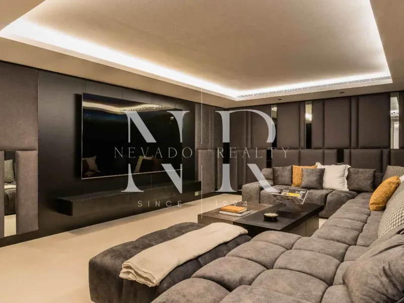 Villa in La Quinta Urbanization for sale